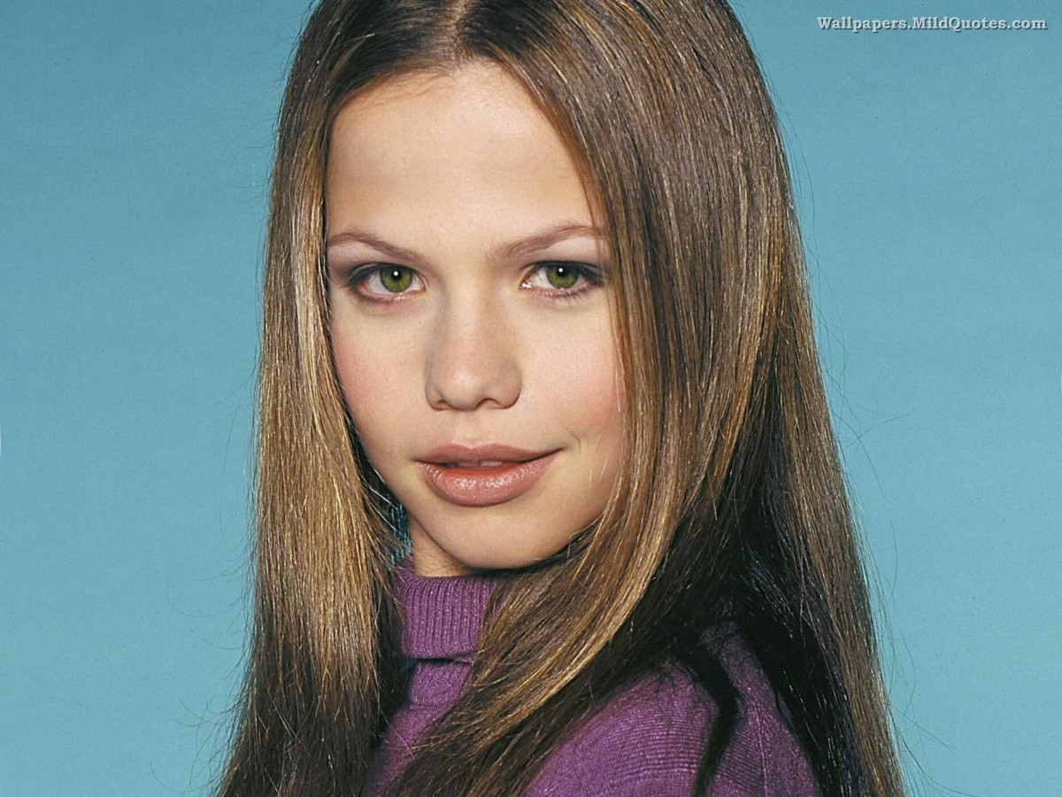 Tammin Sursok Wallpapers