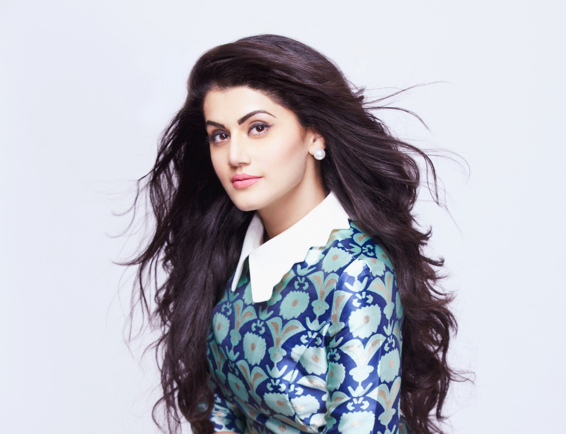 Tapsee Pannu Wallpapers