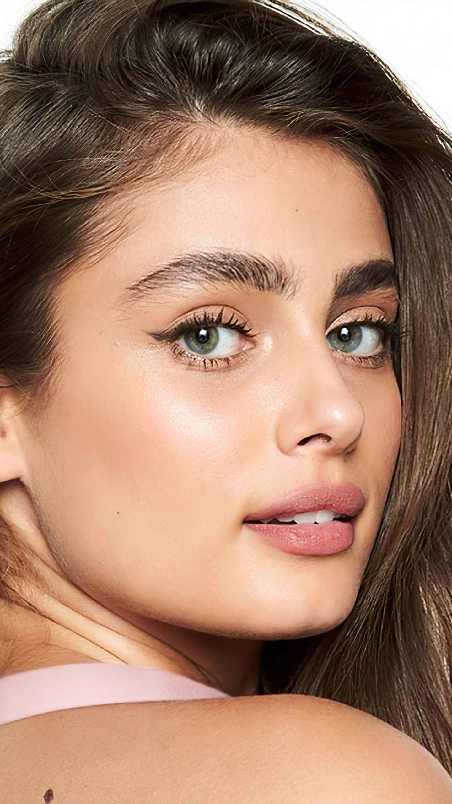 Taylor Hill Model 2020 Wallpapers