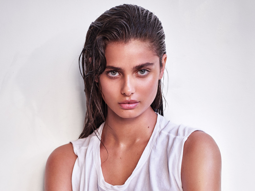 Taylor Hill Model 2020 Wallpapers