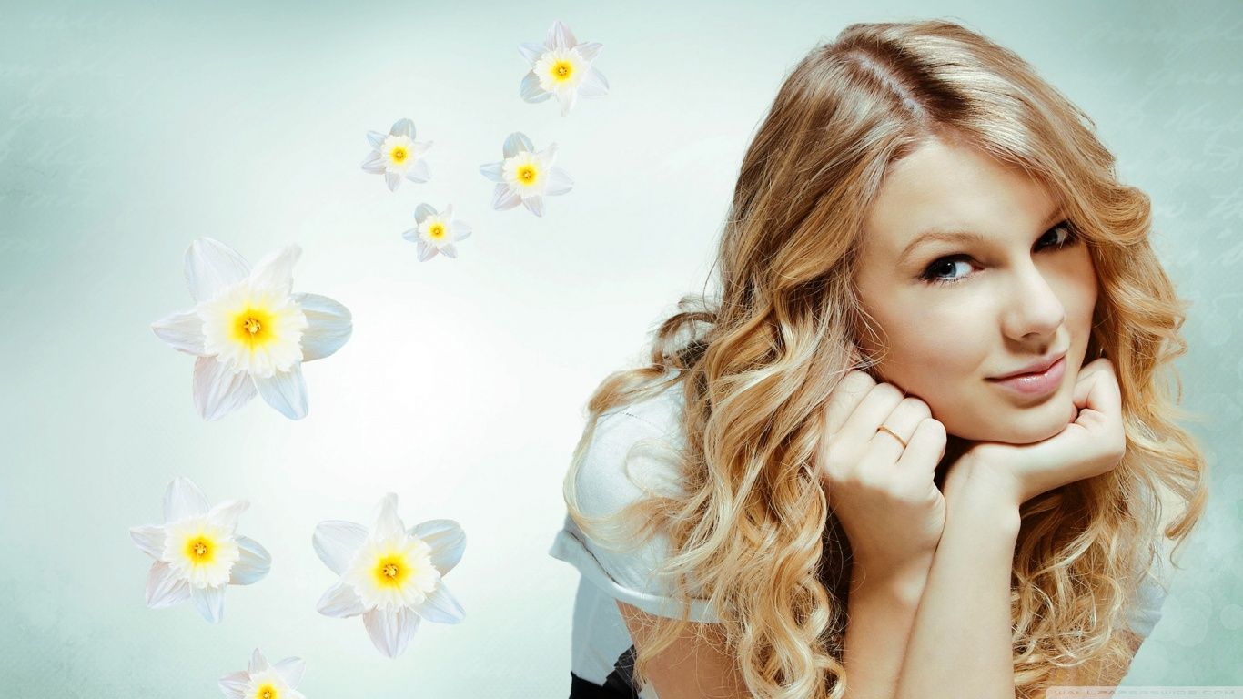 Taylor Swift Beautiful In Blue Top Wallpapers