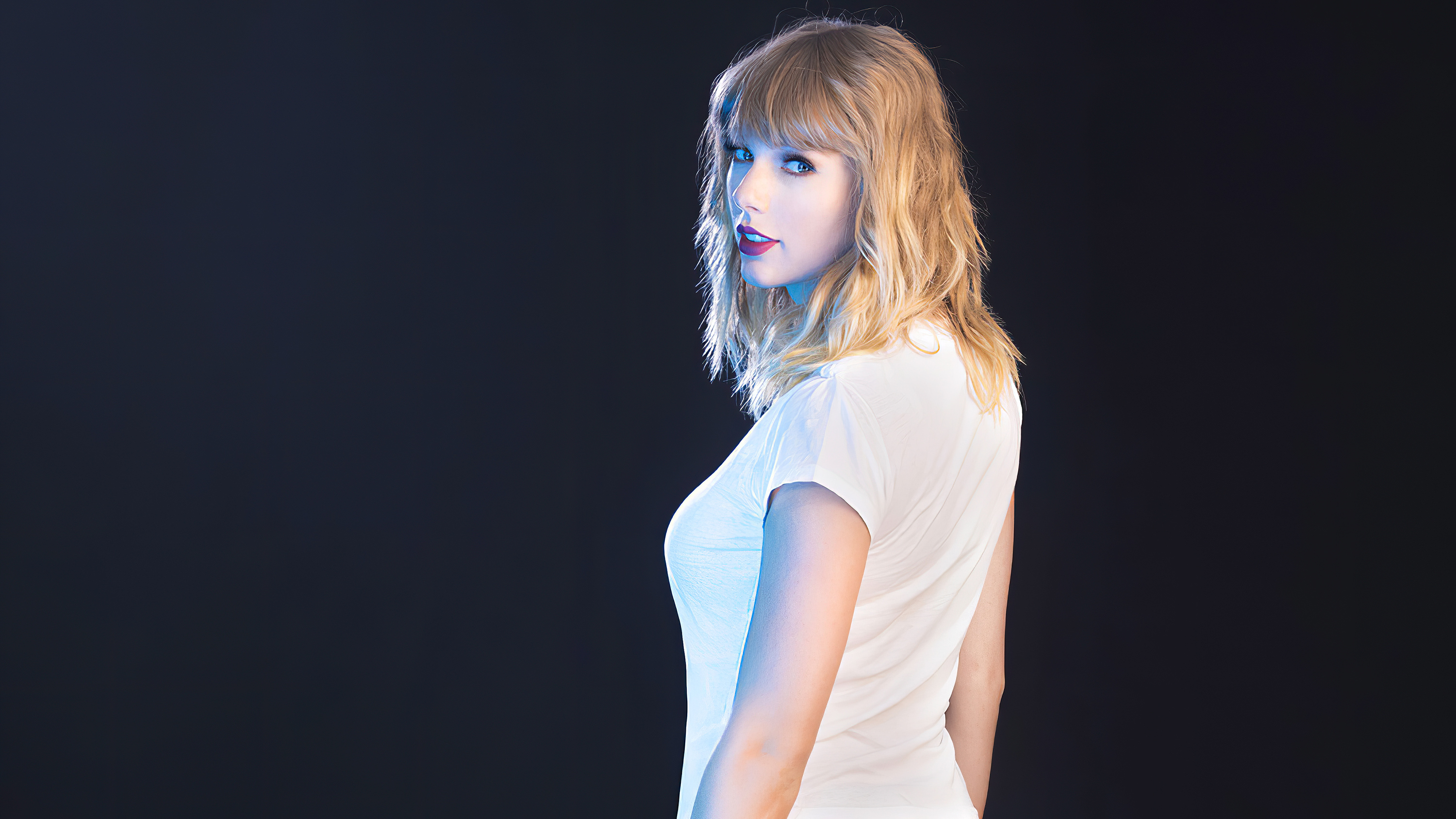 Taylor Swift Photoshoot 2019 Wallpapers