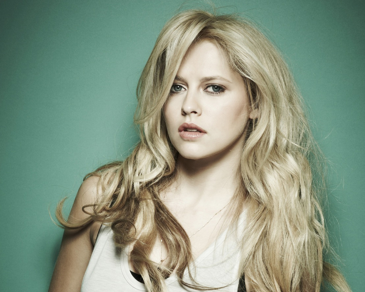 Teresa Palmer Australian Actress Wallpapers