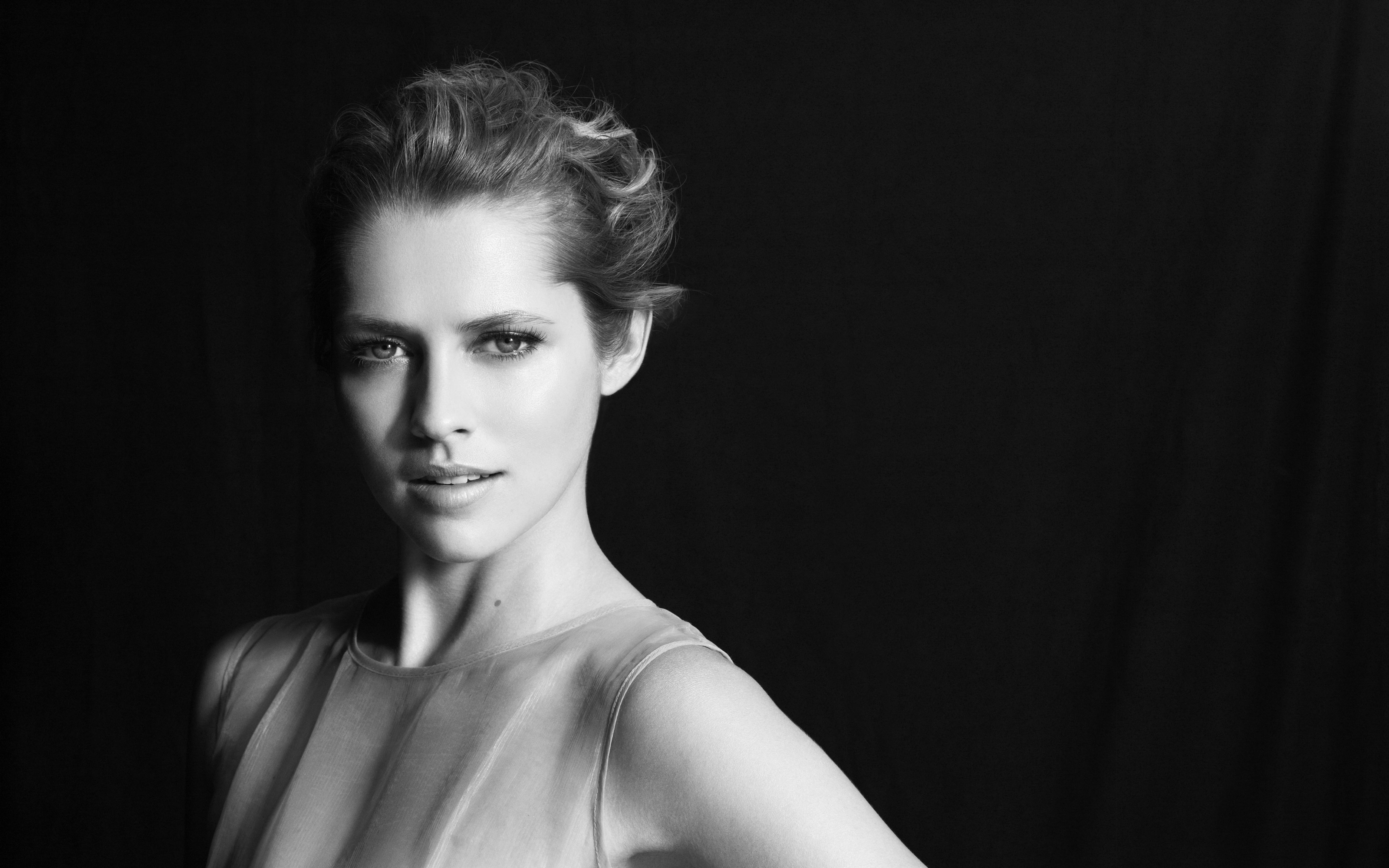 Teresa Palmer Australian Wallpapers