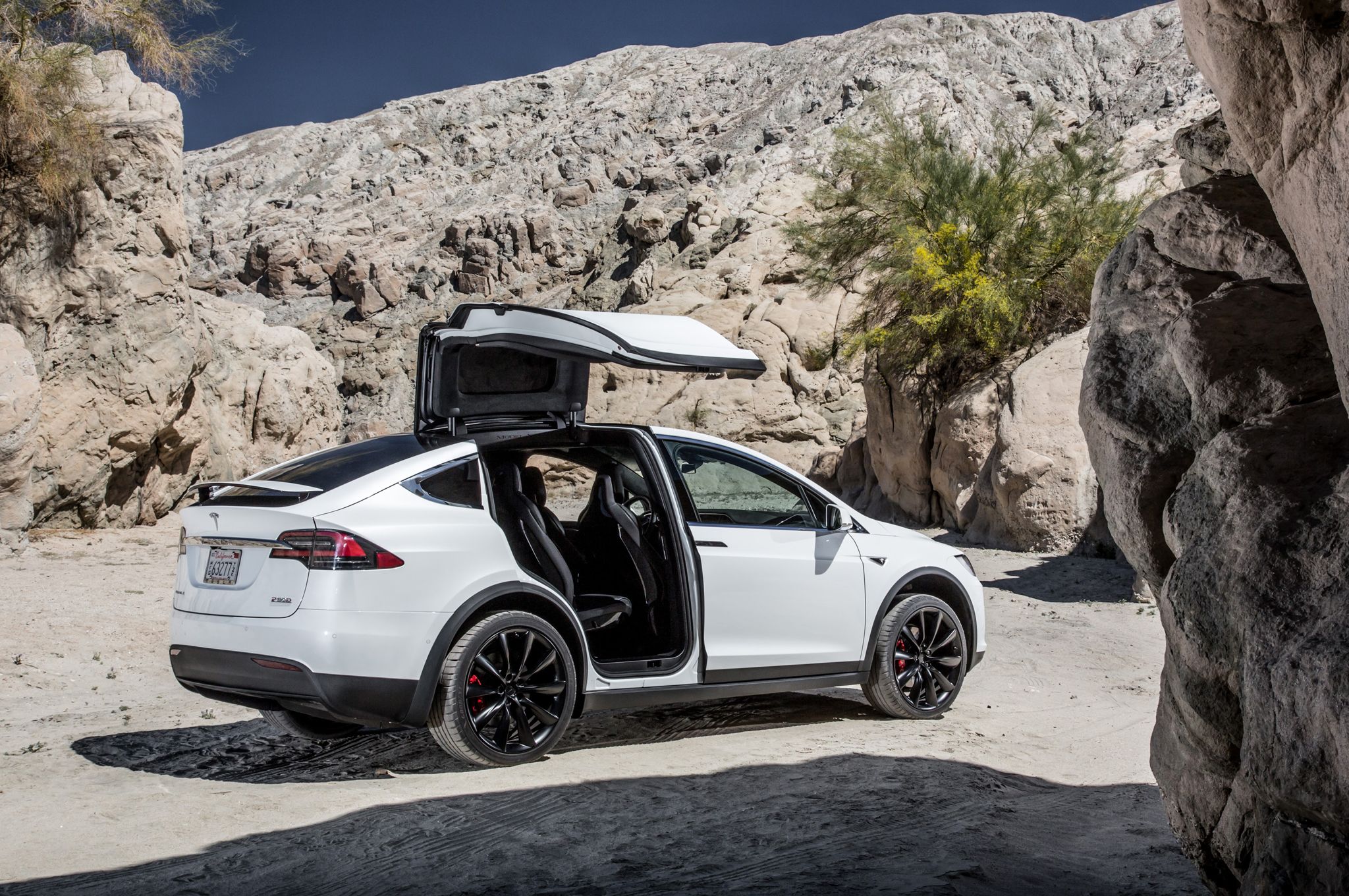 Tesla Model X P90D Wallpapers