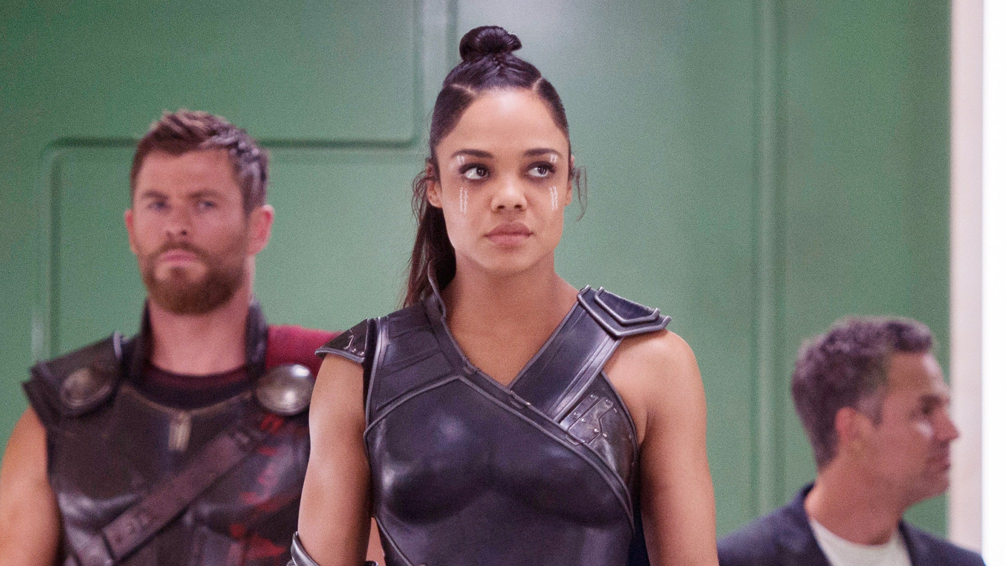 Tessa Thompson As Valkyrie In Thor Wallpapers