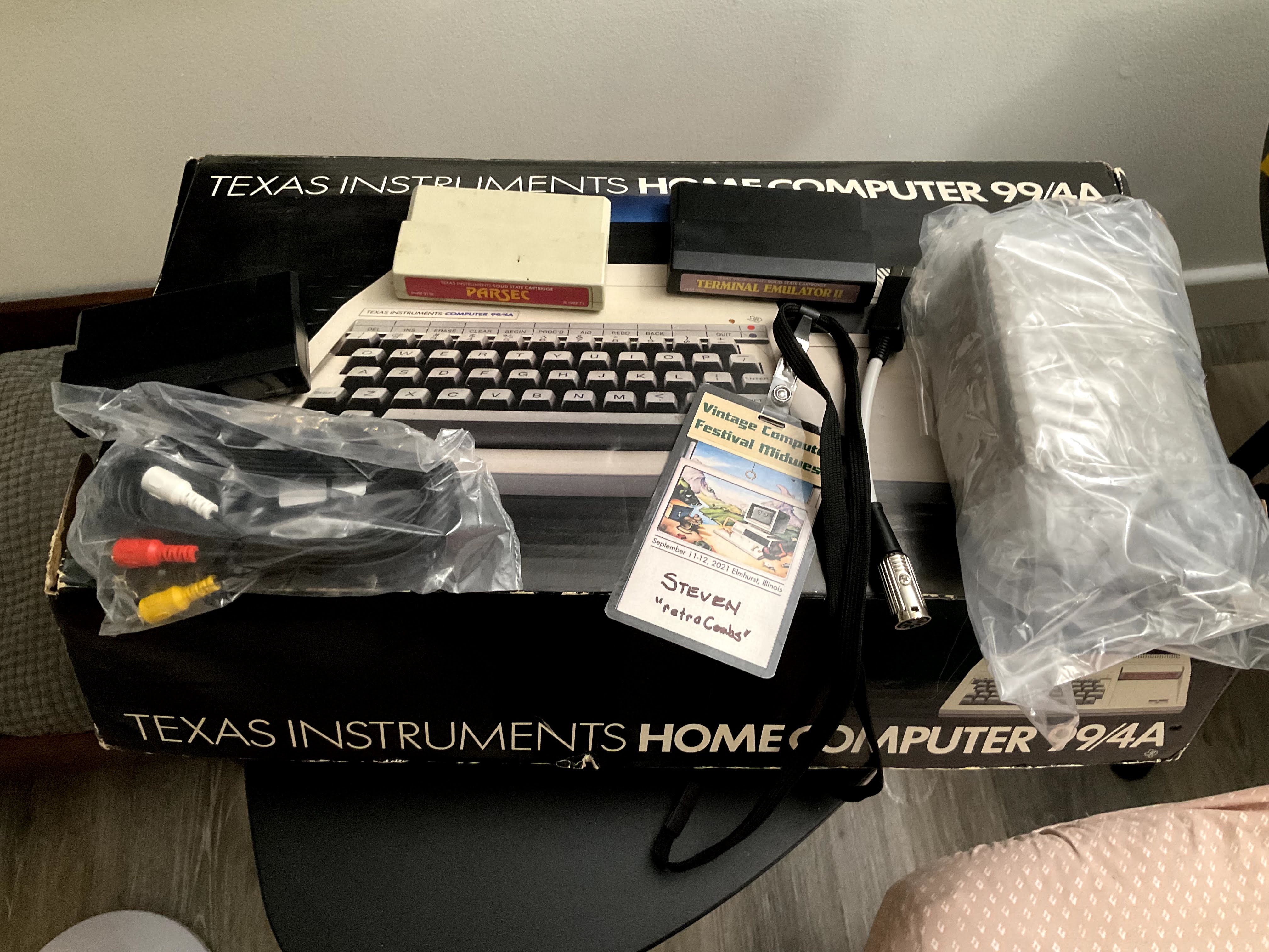 Texas Instruments Ti-99/4A Wallpapers