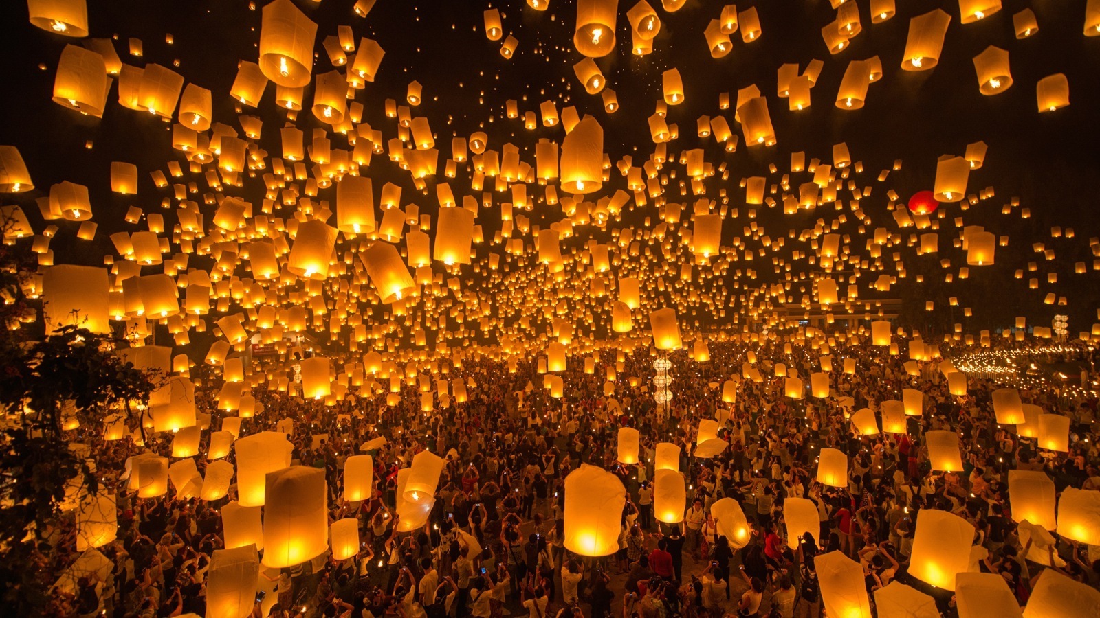 Thai Lantern Festival 2015 Wallpapers