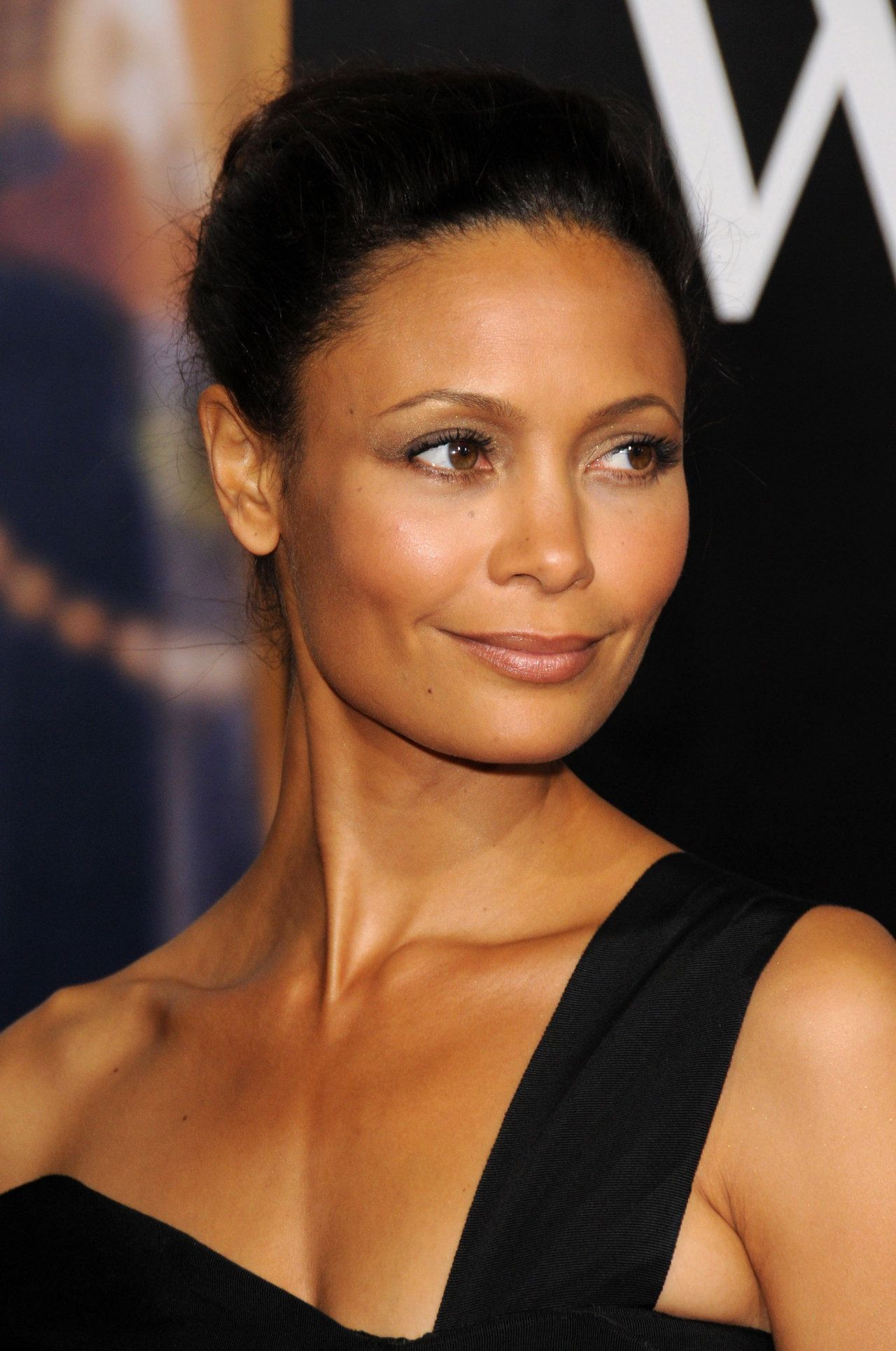 Thandie Newton Wallpapers