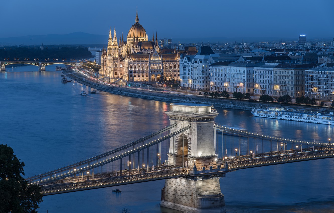 The Chain Bridge Wallpapers