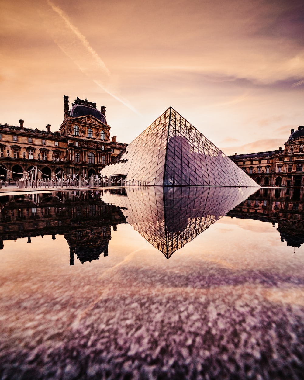 The Louvre Wallpapers