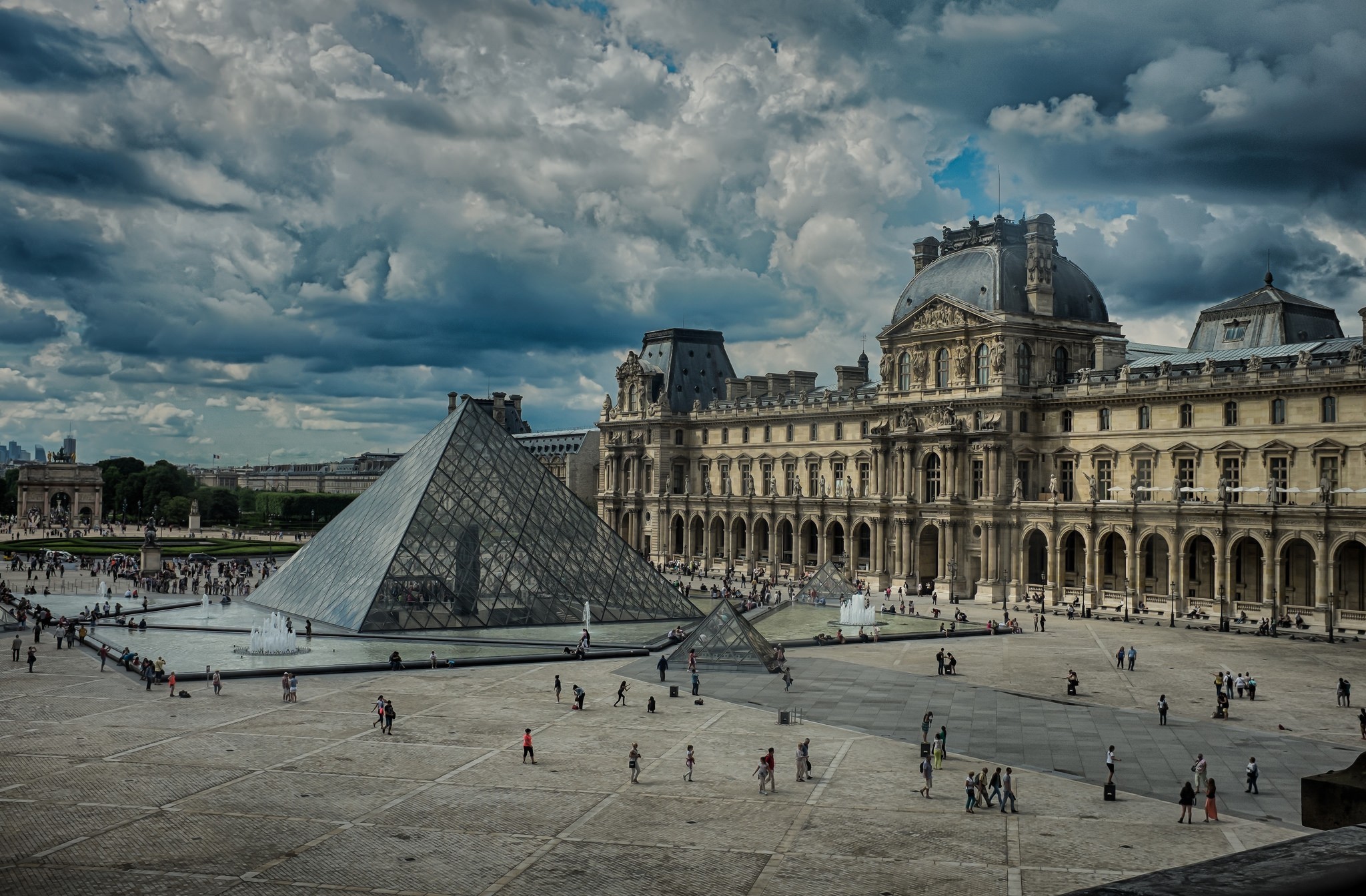 The Louvre Wallpapers