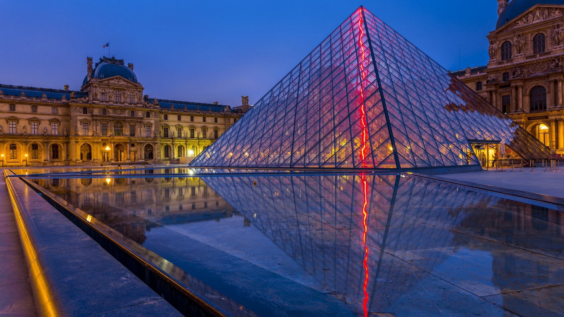 The Louvre Wallpapers