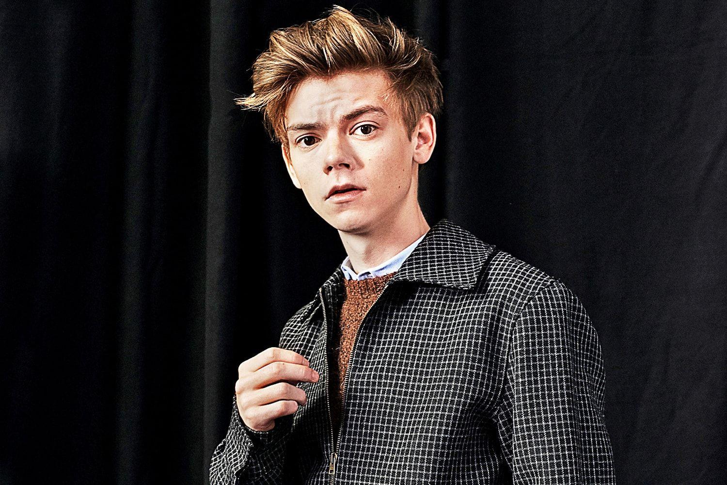 Thomas Brodie Sangster Wallpapers