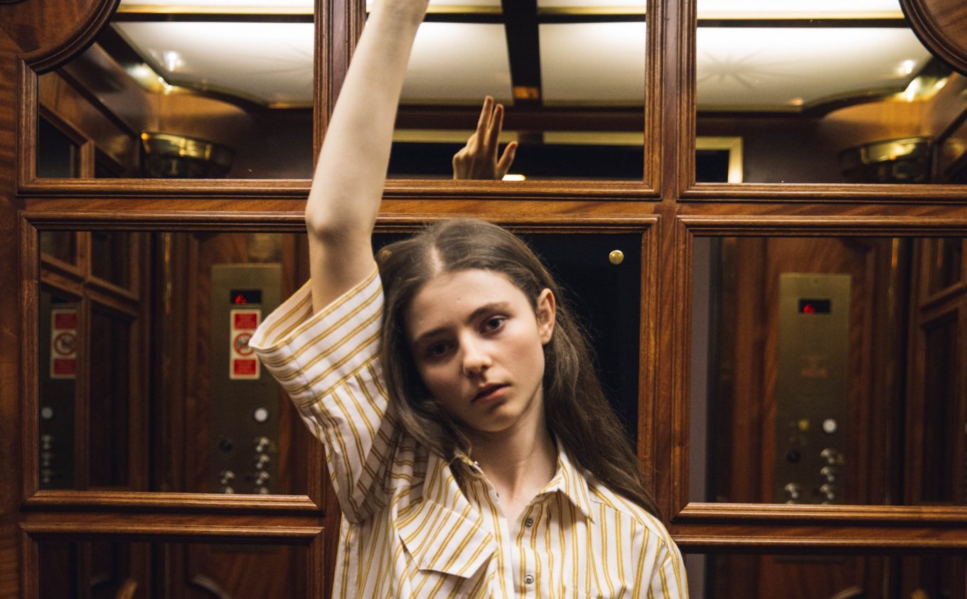 Thomasin McKenzie 2020 Wallpapers