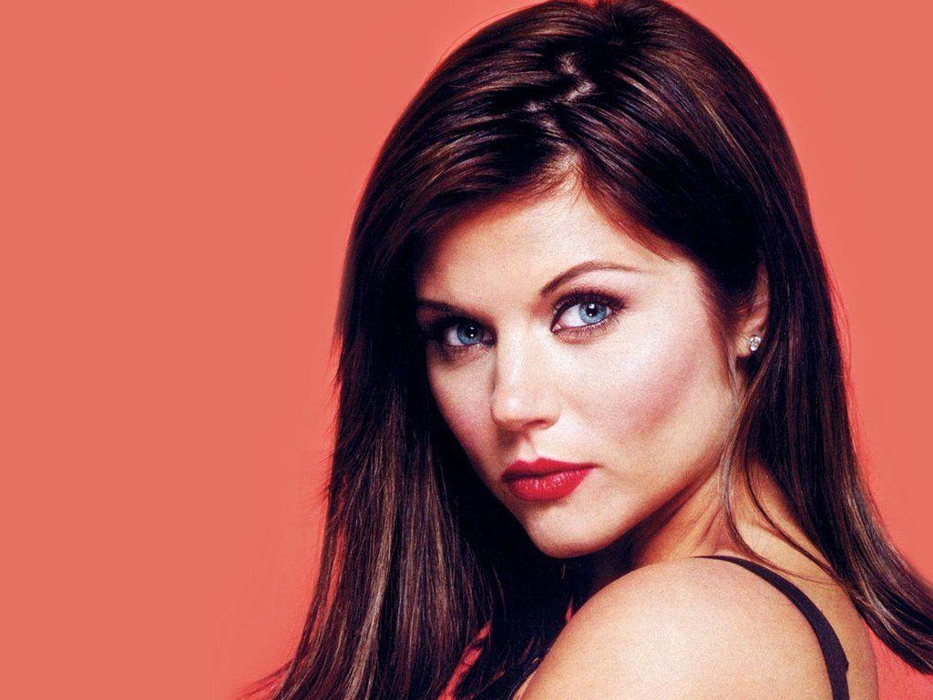 Tiffani Thiessen Wallpapers