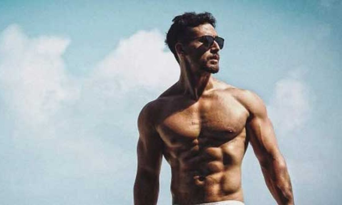 Tiger Shroff Body Wallpapers