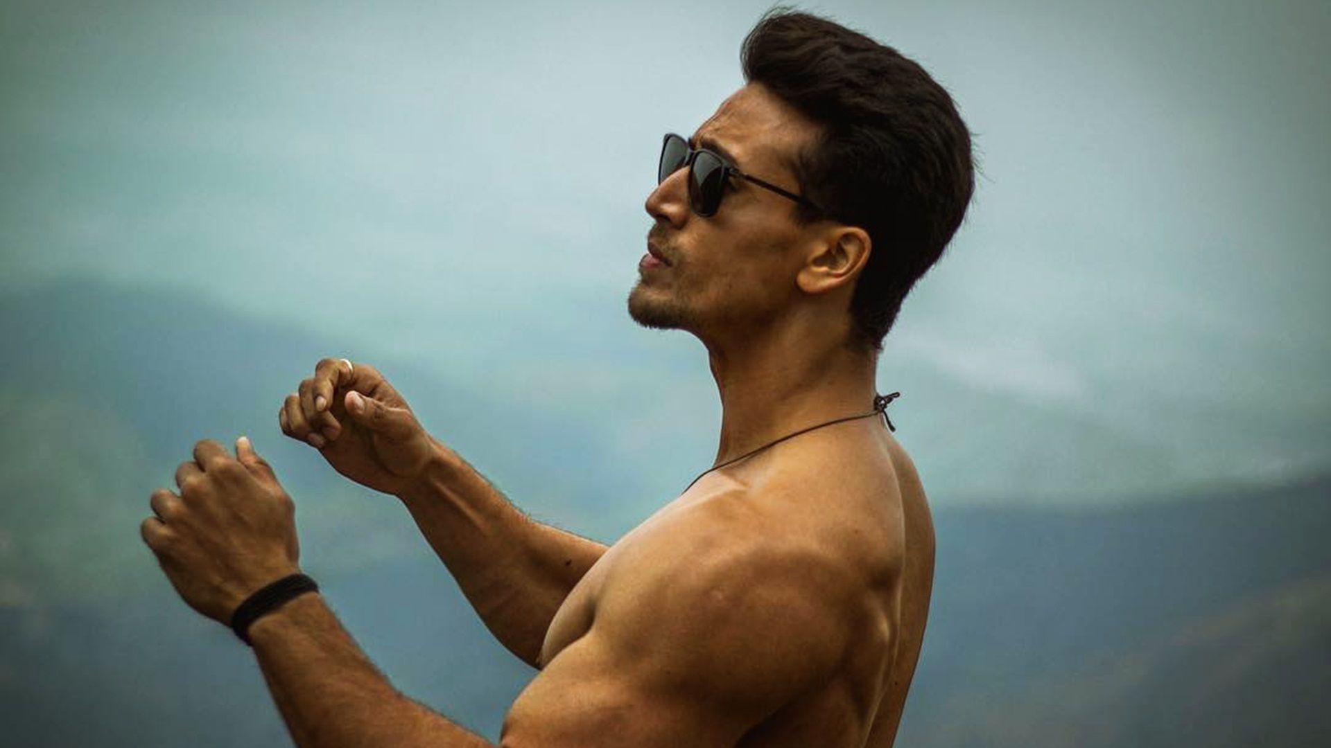 Tiger Shroff Body Wallpapers