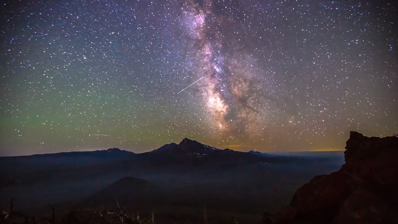 Time-Lapse Mountain Road 4K Photography Wallpapers