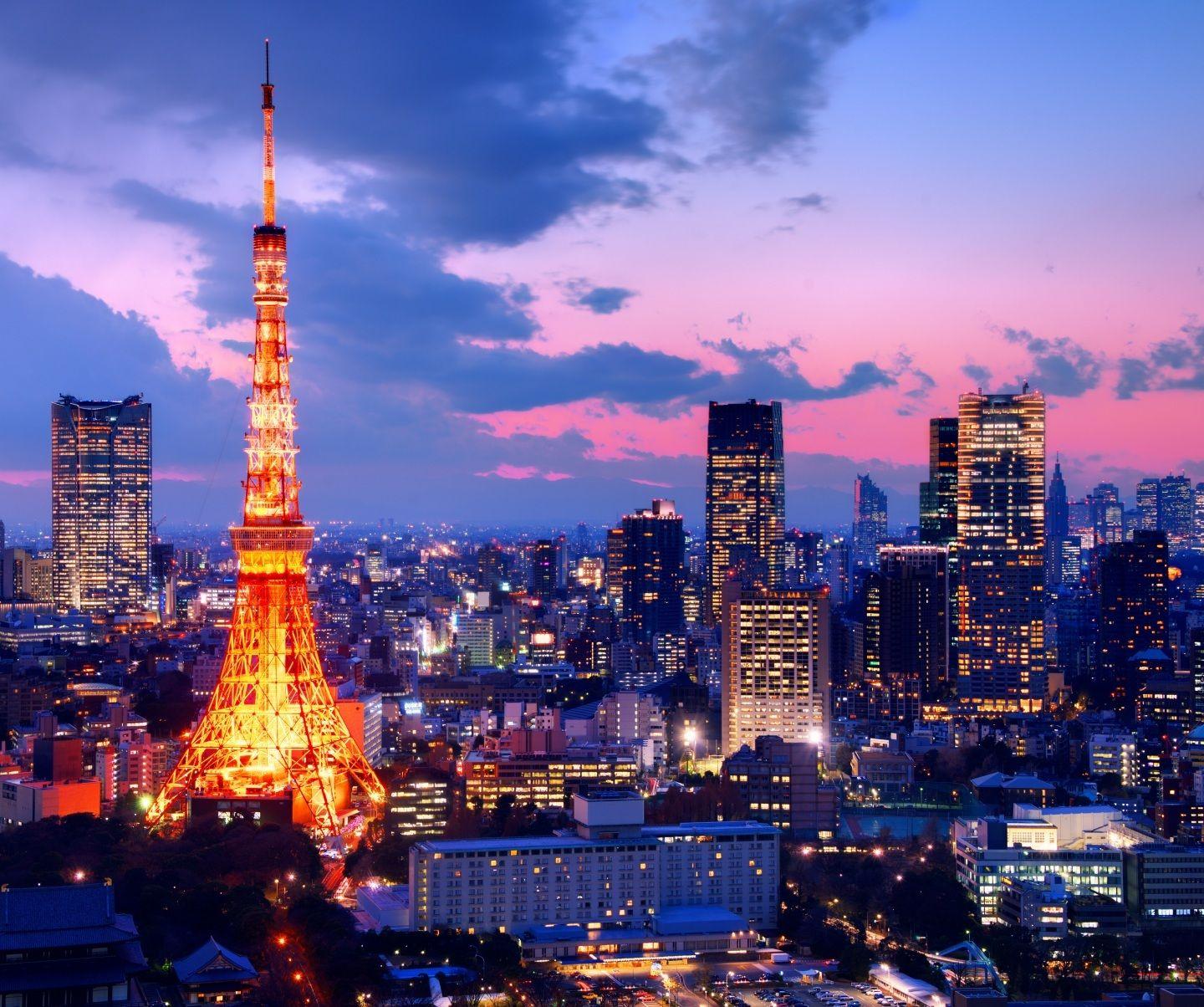 Tokyo Tower At Night Wallpapers