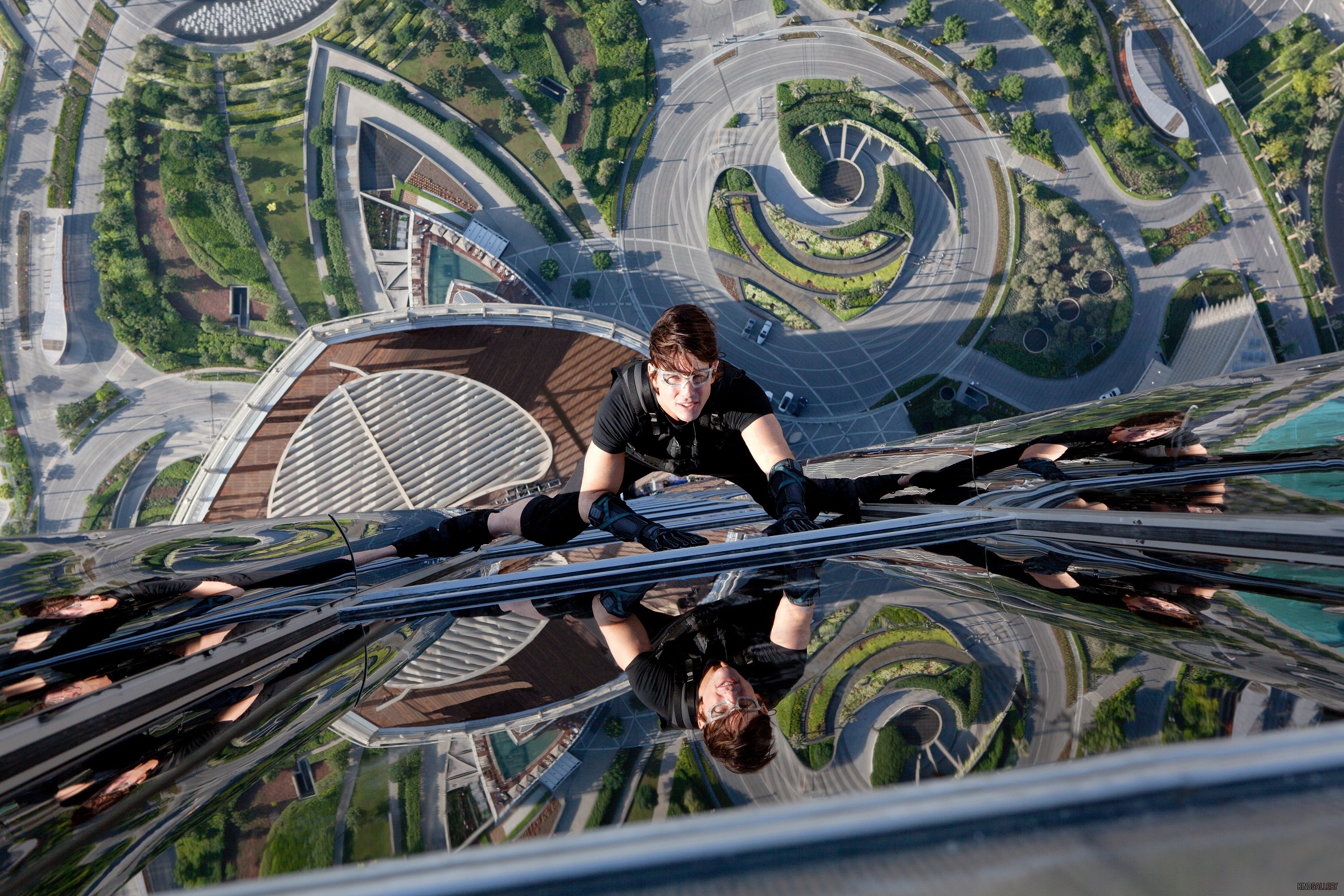 Tom Cruise As Ethan Hunt In Mission Impossible Fallout Wallpapers