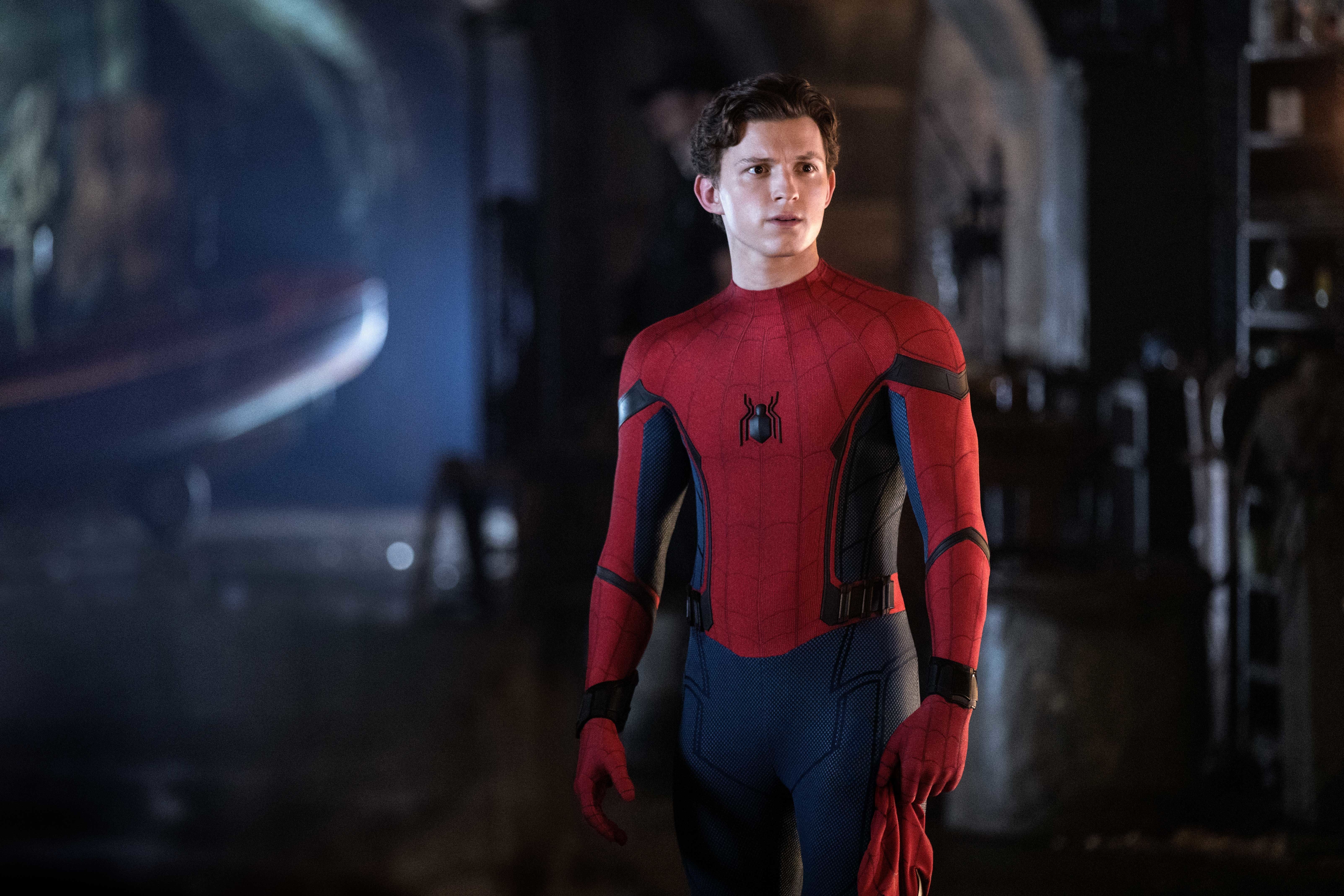 Tom Holland HD Wallpapers