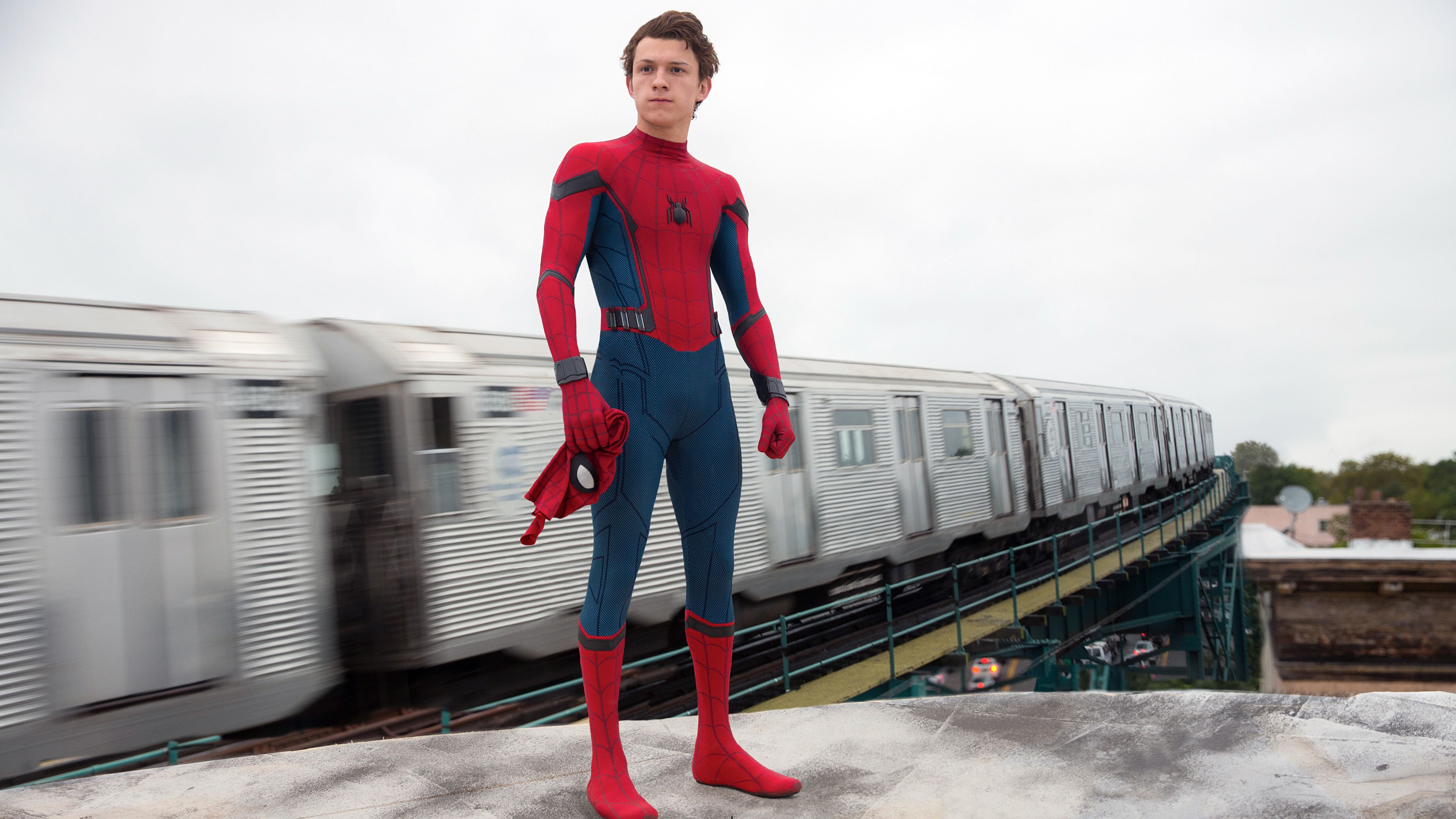 Tom Holland HD Wallpapers