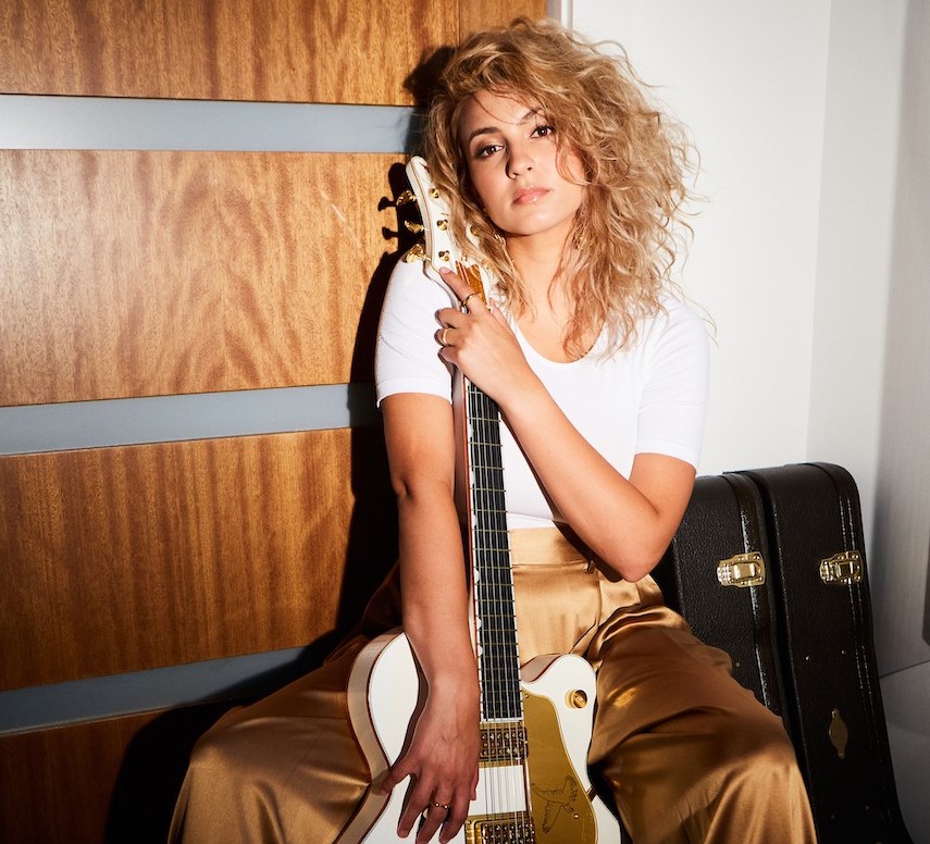 Tori Kelly 2020 Wallpapers