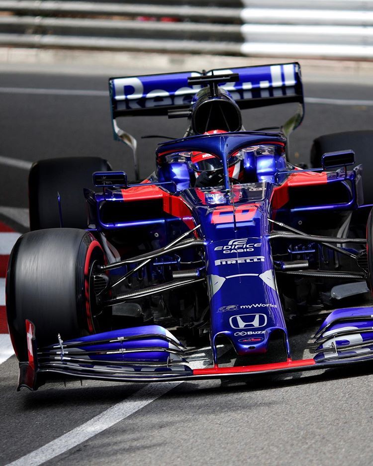 Toro Rosso Wallpapers