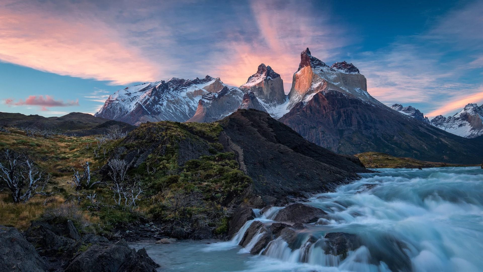 Torres Del Paine 4K Wallpapers