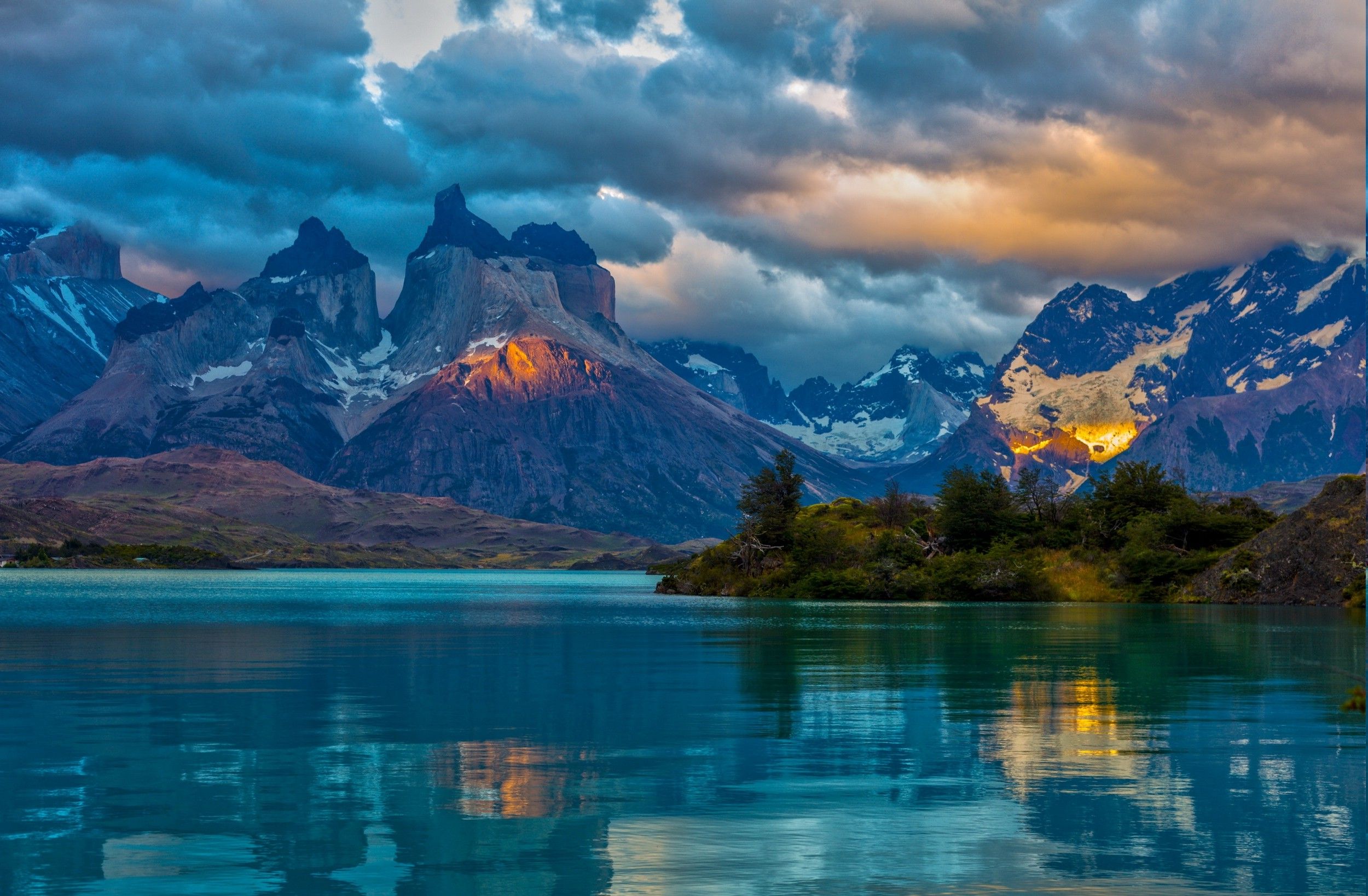 Torres Del Paine 4K Wallpapers