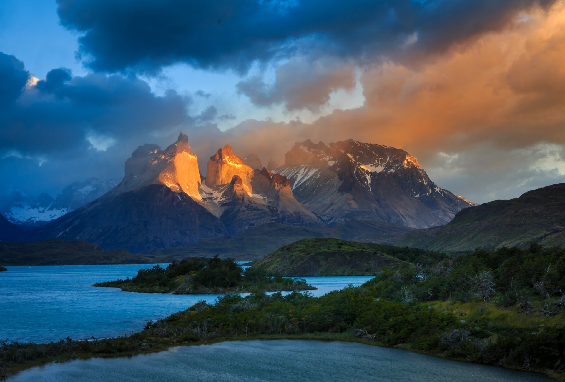 Torres Del Paine National Park Wallpapers