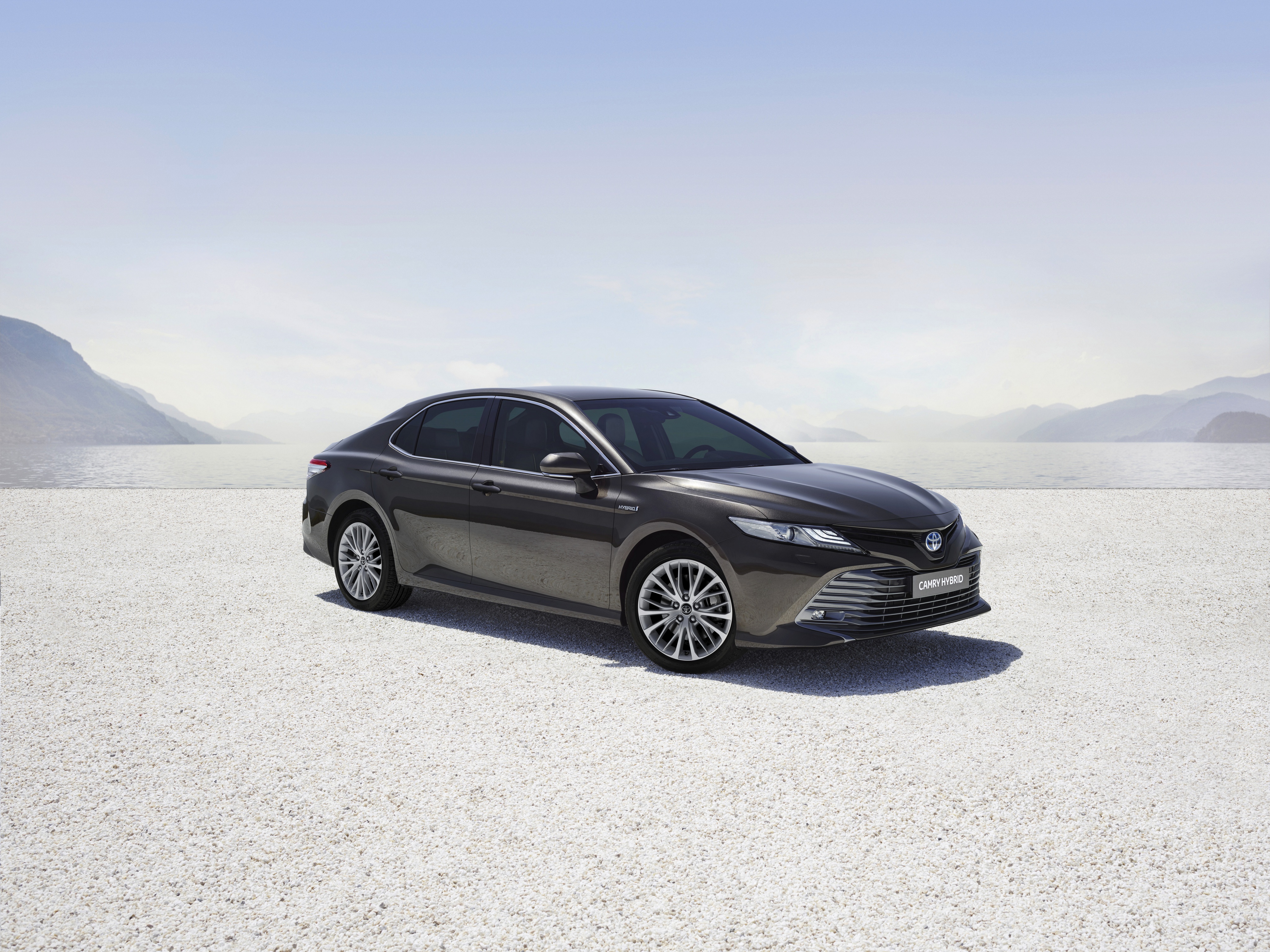 Toyota Camry 2019 Wallpapers