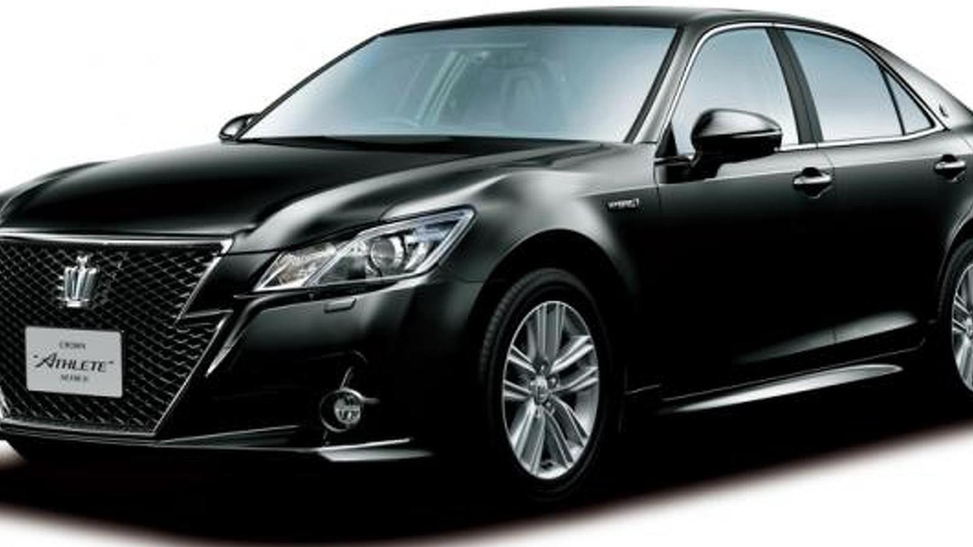 Toyota Crown Royal Saloon Wallpapers