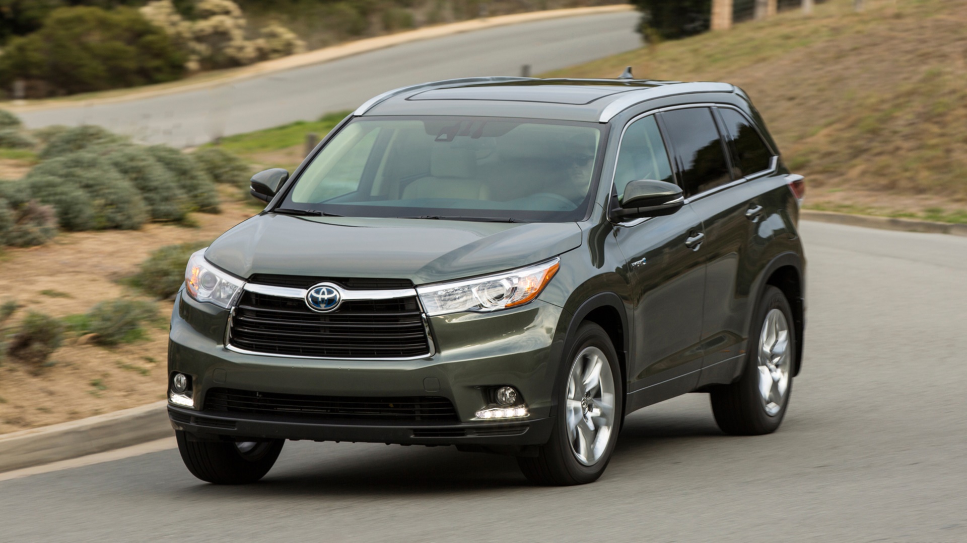 Toyota Highlander Hybrid Wallpapers