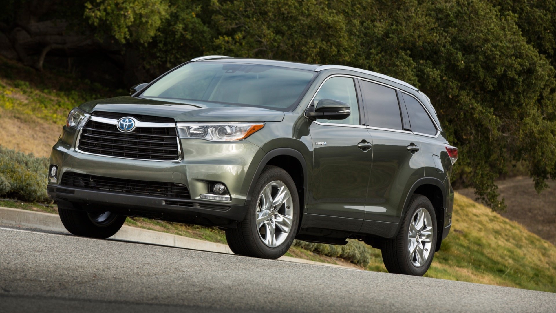 Toyota Highlander Hybrid Wallpapers