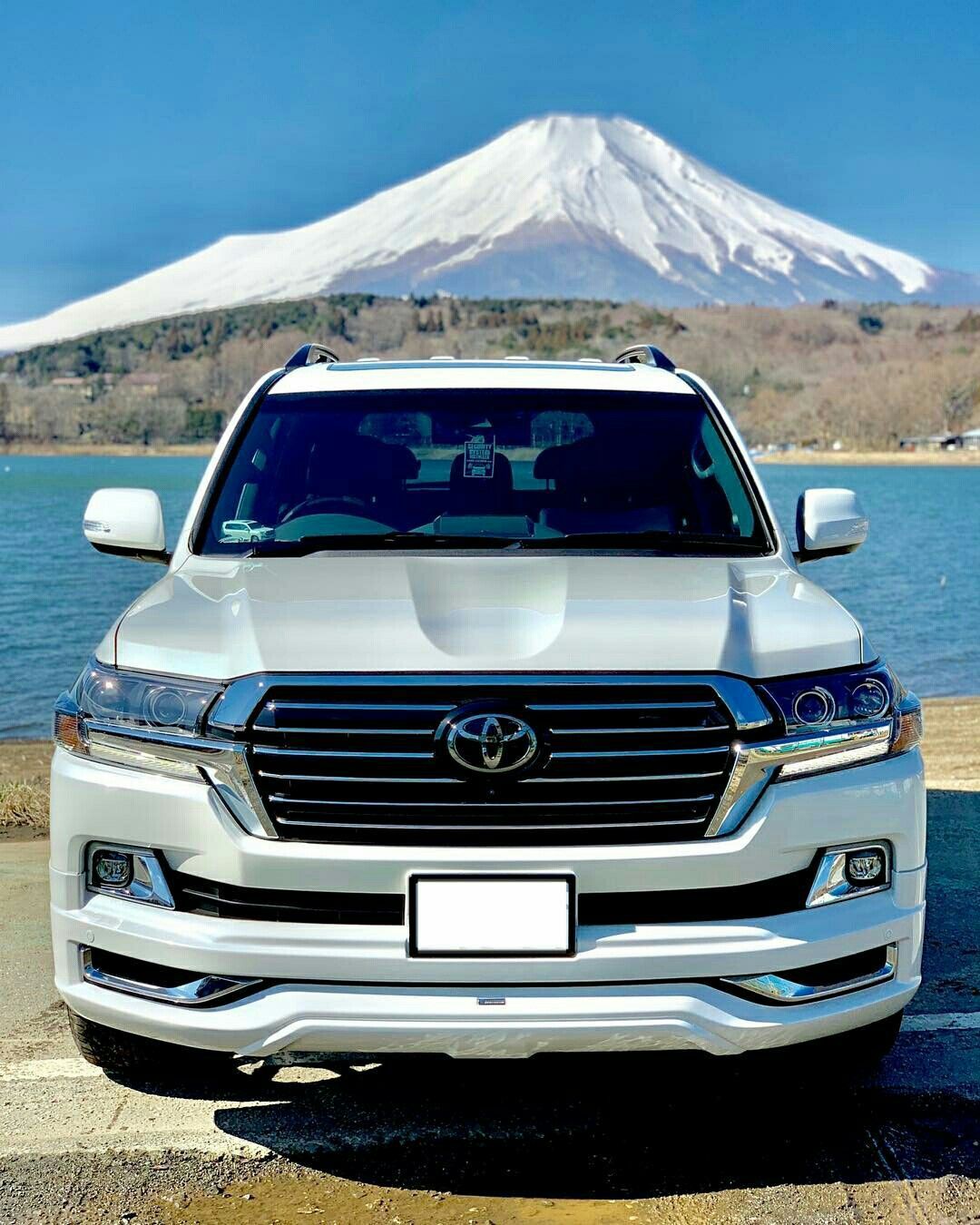 Toyota Land Cruiser Wallpapers