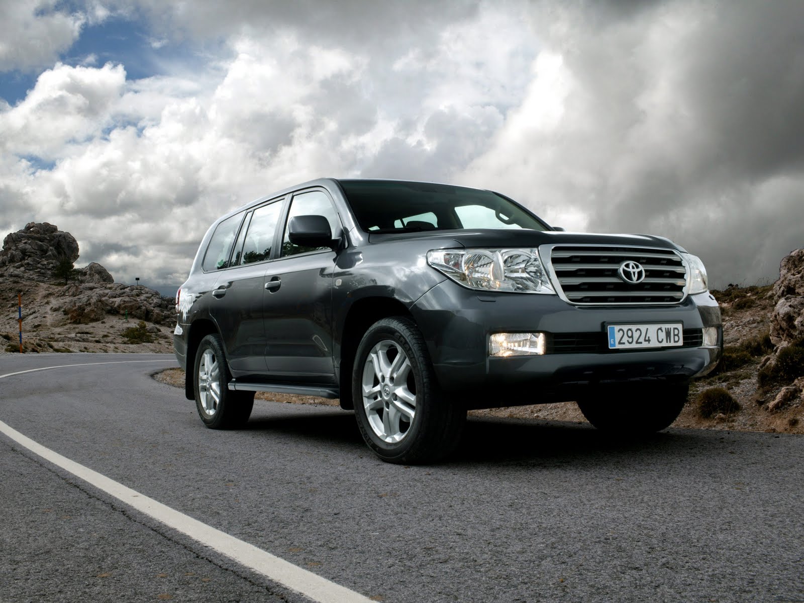 Toyota Land Cruiser Zx Wallpapers