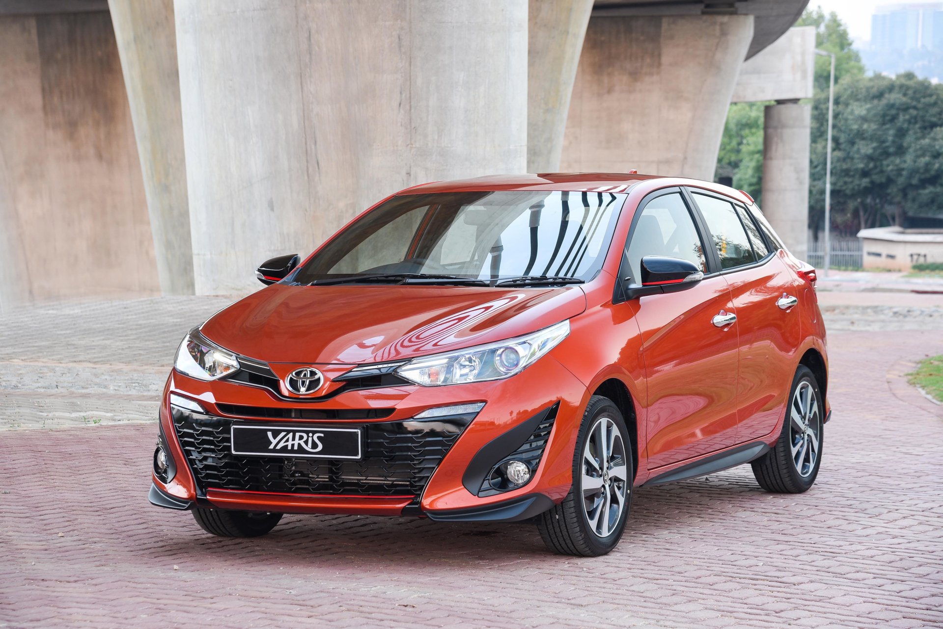 Toyota Yaris Wallpapers