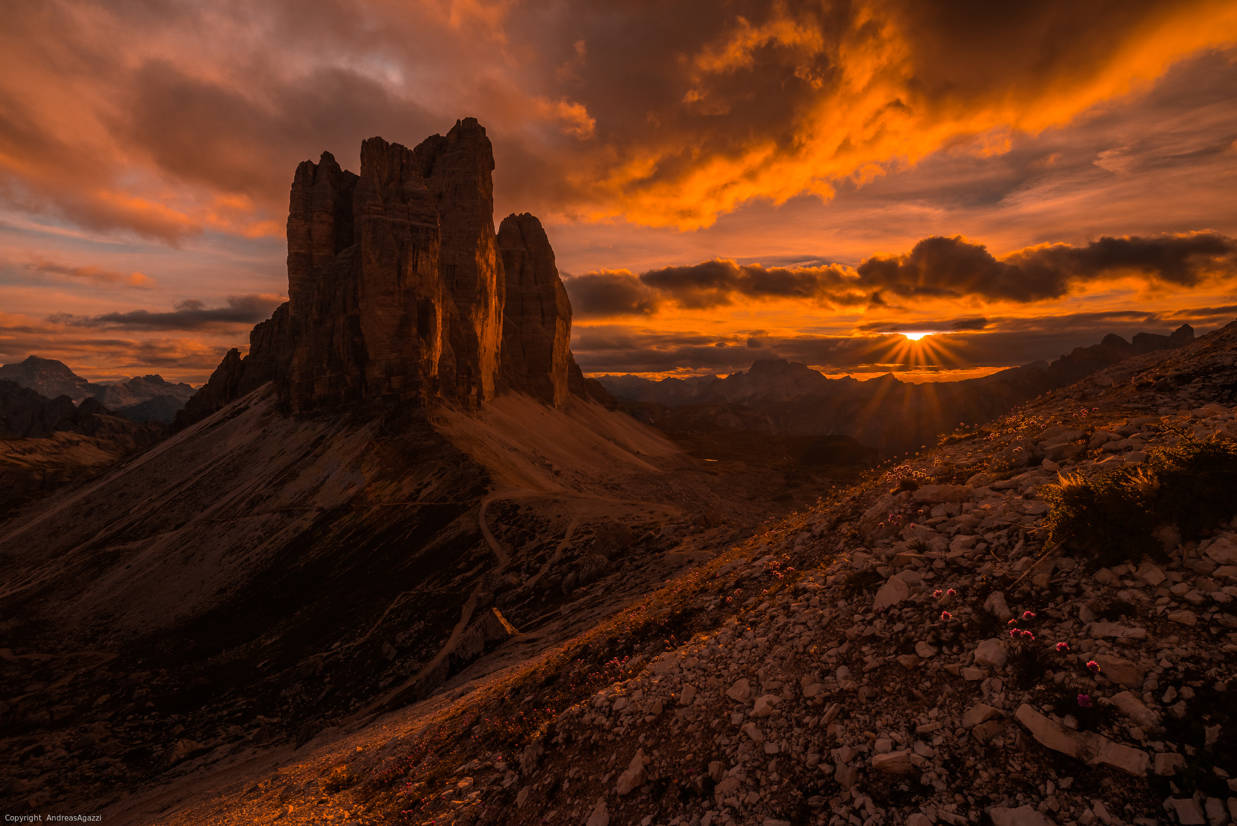 Tre Cime Di Lavaredo Dolomites Italy Wallpapers