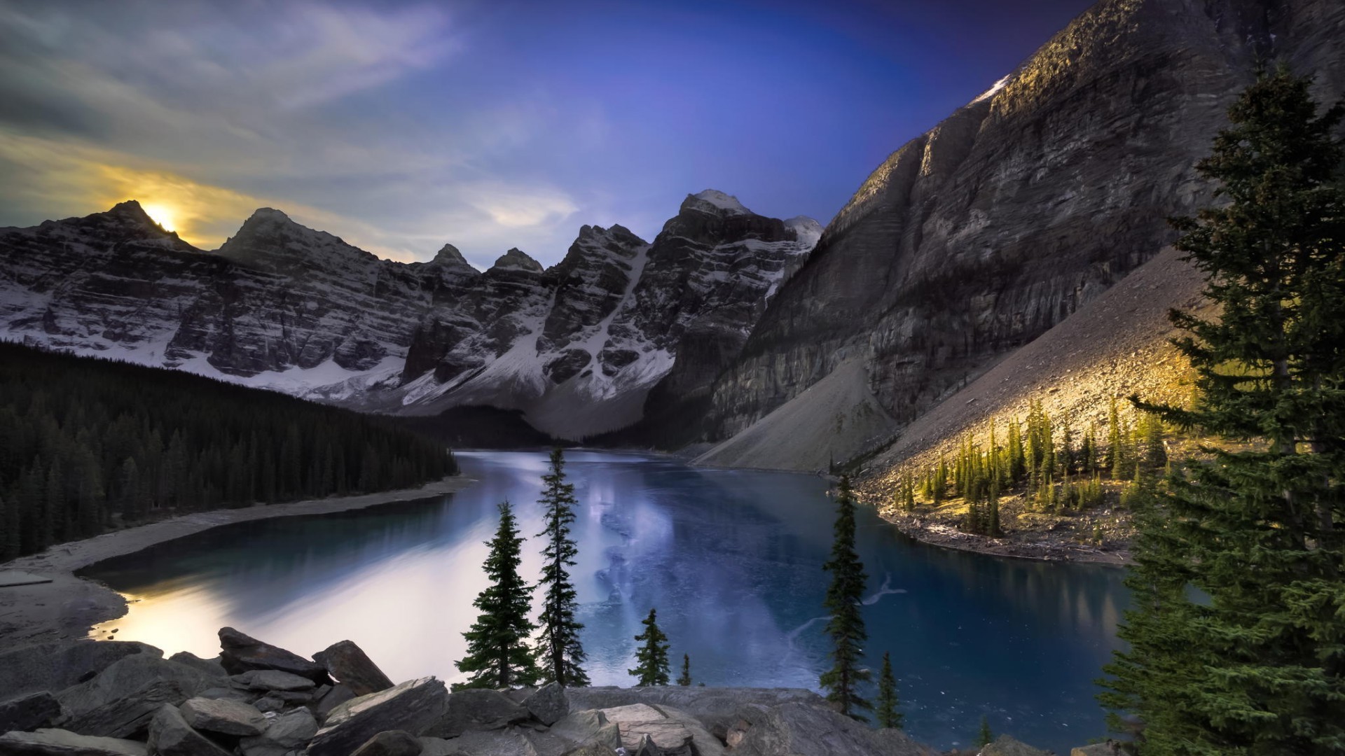 Tree Reflection In Lake Wallpapers