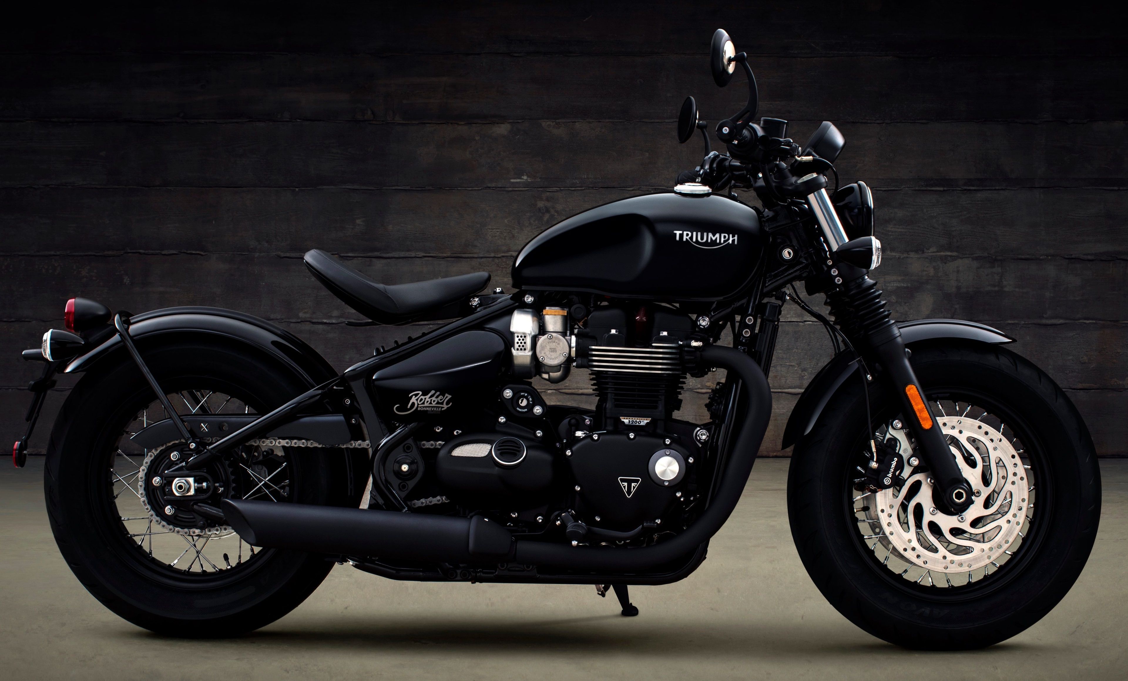 Triumph Bonneville Bobber Black 2017 Wallpapers