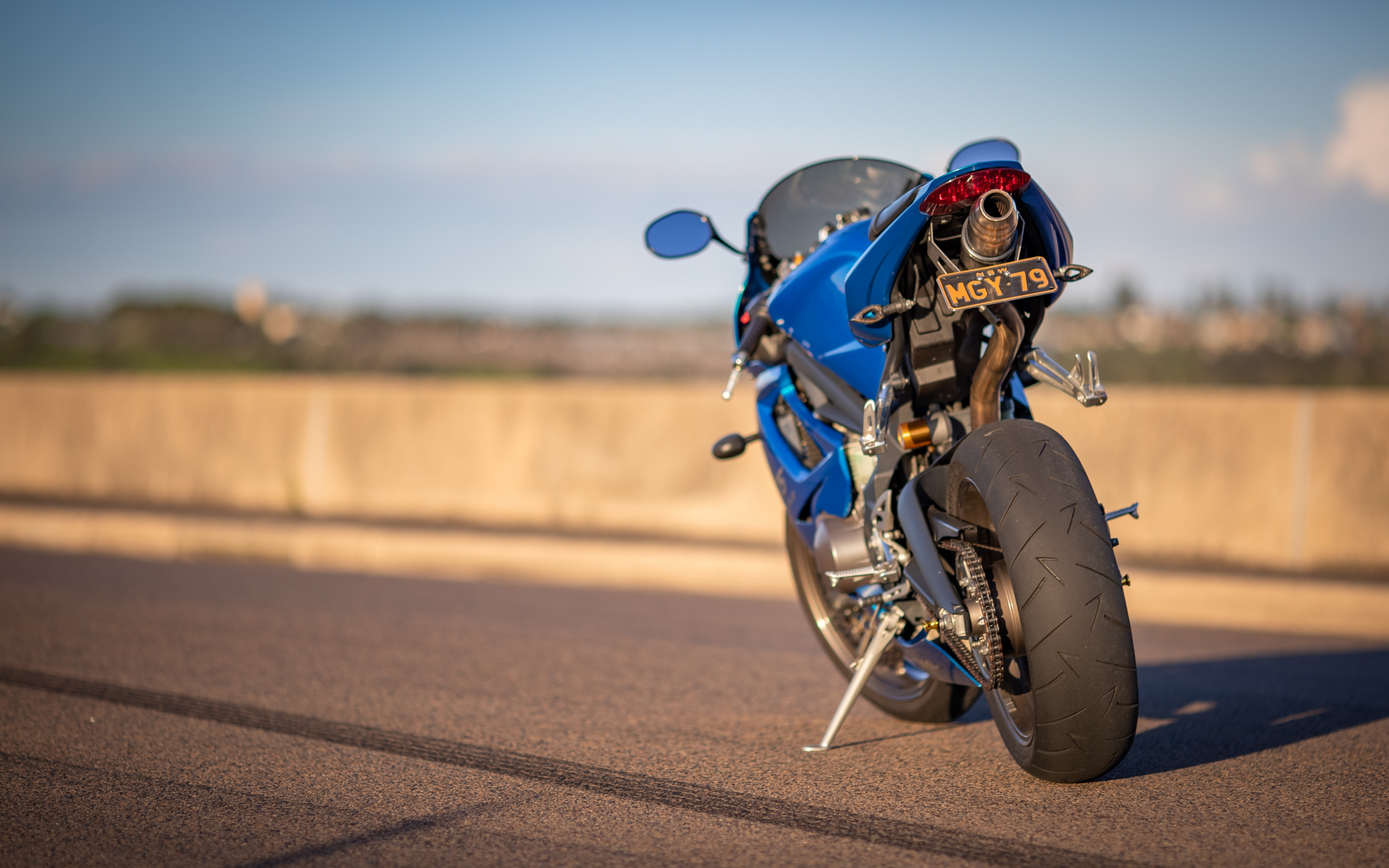 Triumph Daytona Wallpapers