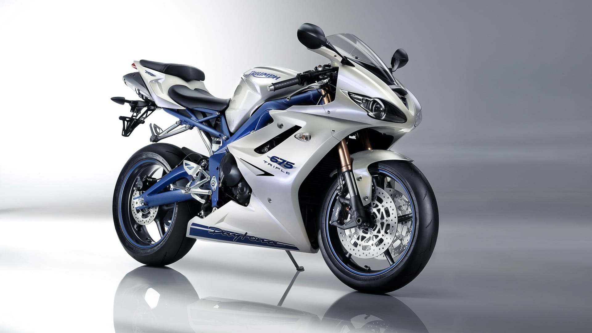 Triumph Daytona Wallpapers