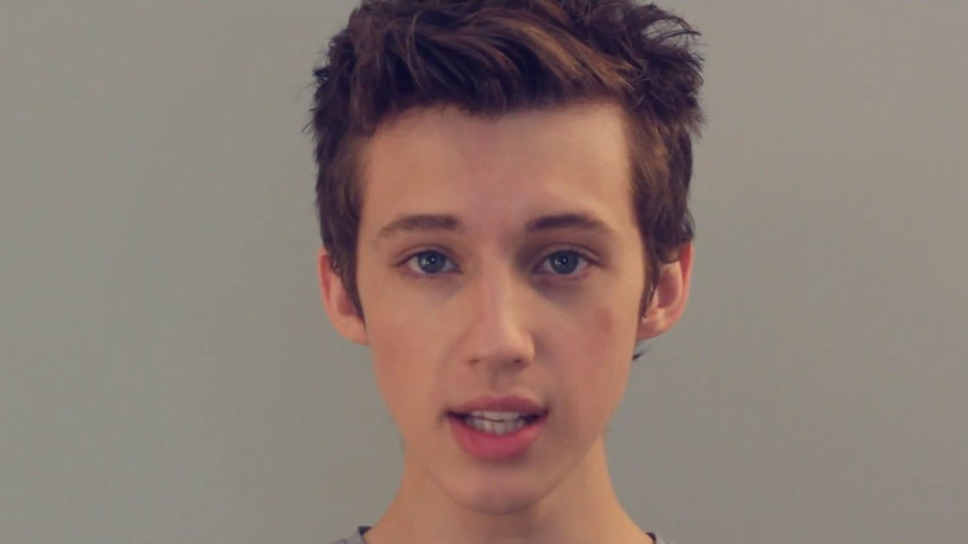 Troye Sivan Wallpapers