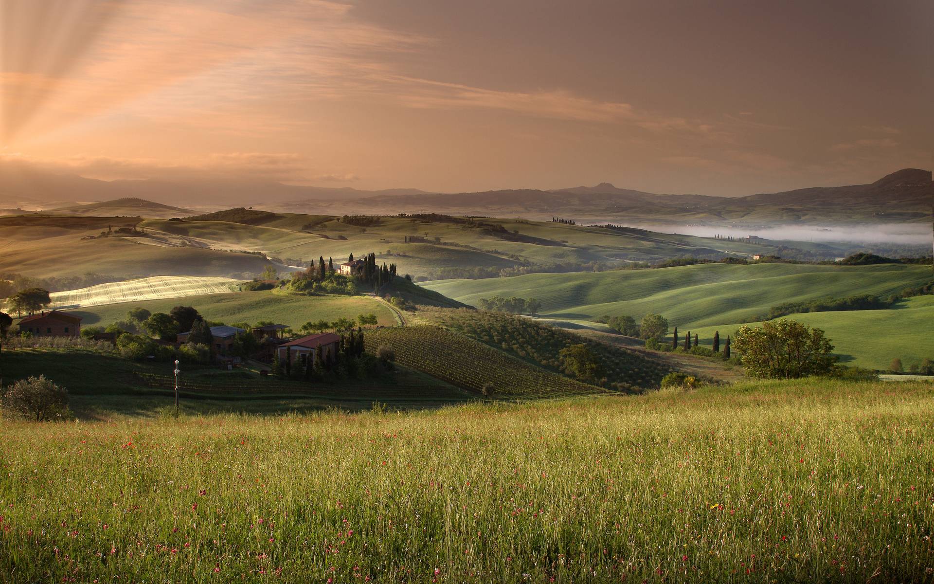 Tuscan Countryside Wallpapers