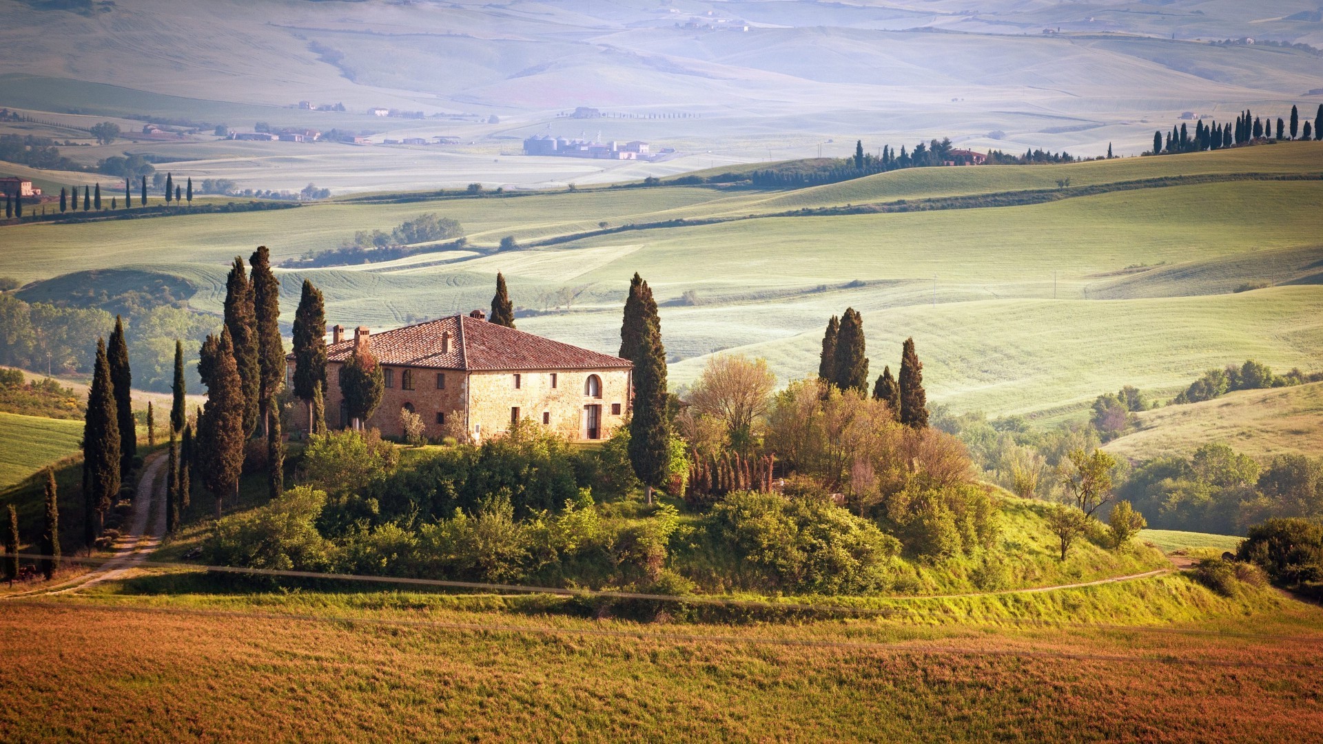 Tuscan Countryside Wallpapers