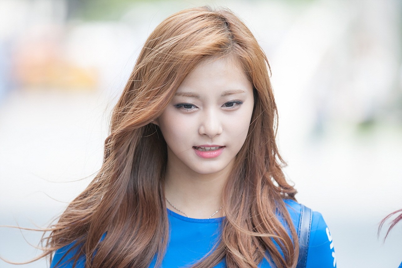 Tzuyu Face Wallpapers