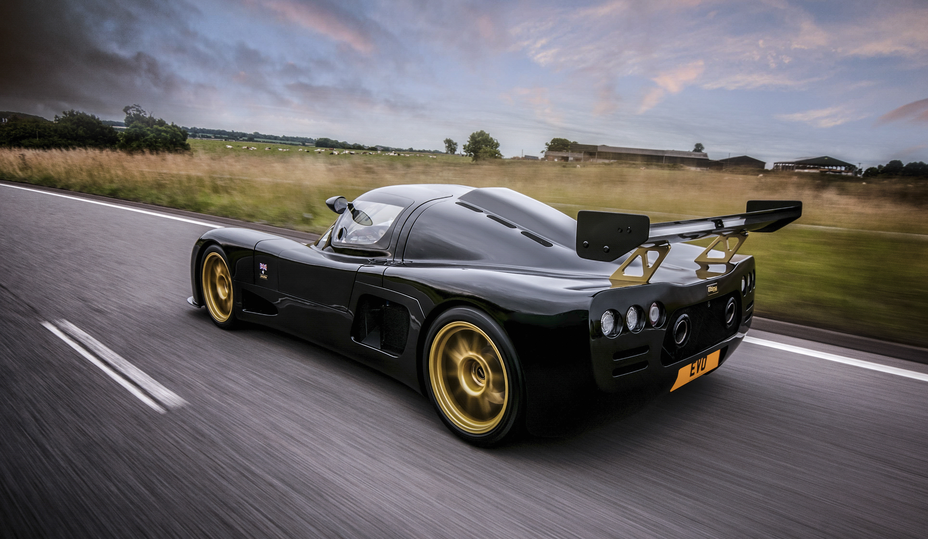 Ultima Gtr Wallpapers