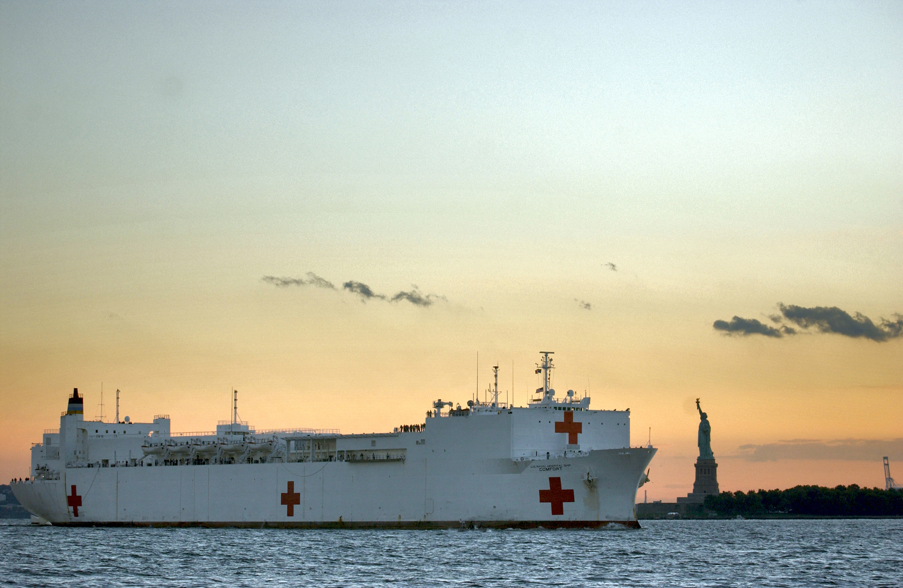 Usns Comfort (T-Ah-20) Wallpapers